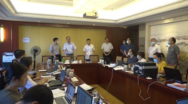 李雨涵參與救災物資調配等工作