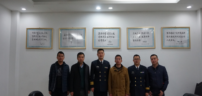 慰問共建部隊官兵