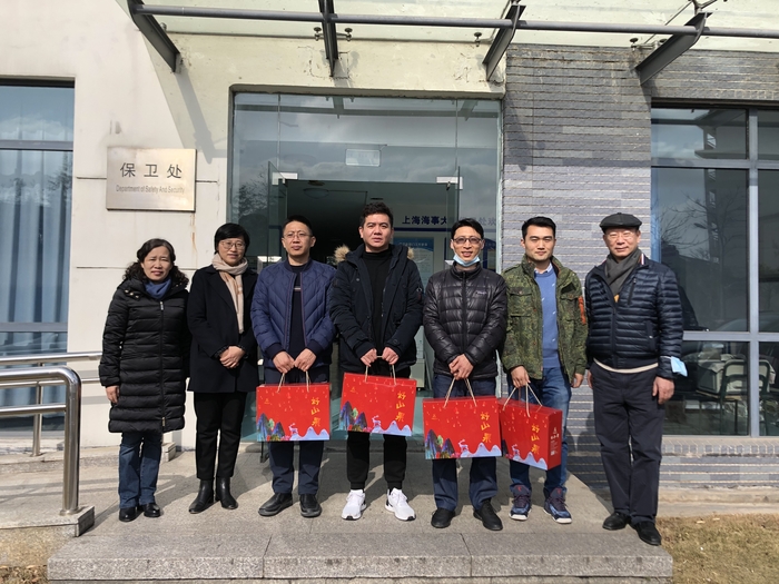 慰問保衛處職工