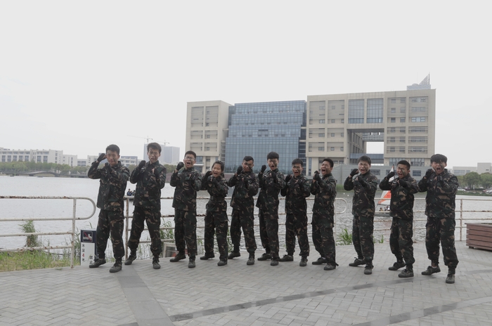 軍魂團表演