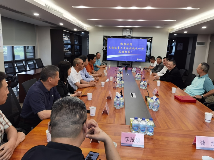  陸靖校長一行走訪珠海九洲藍色幹線投資控股有限公司